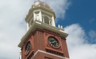  Warwick City Hall.