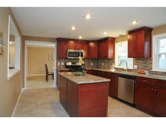 [CREDIT: Statewide MLS] 105 Stillwater Drive, kitchen.