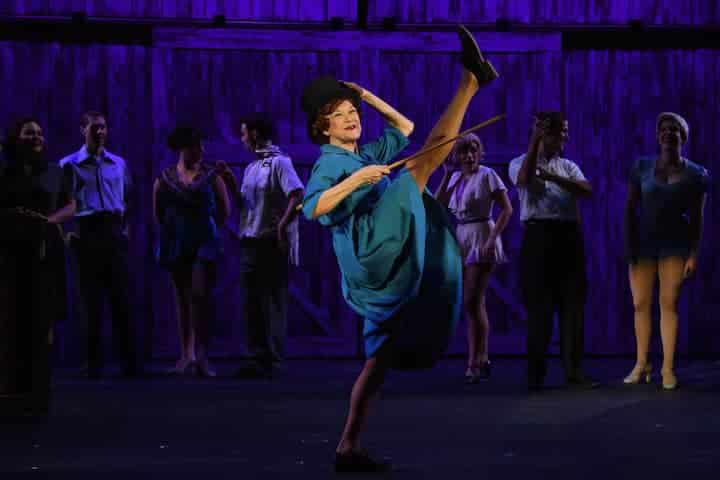 [CREDIT: Mark Turek] Susann Fletcher as Martha Watson sings “Let Me Sing and I’m Happy” in OSTC's "White Christmas".