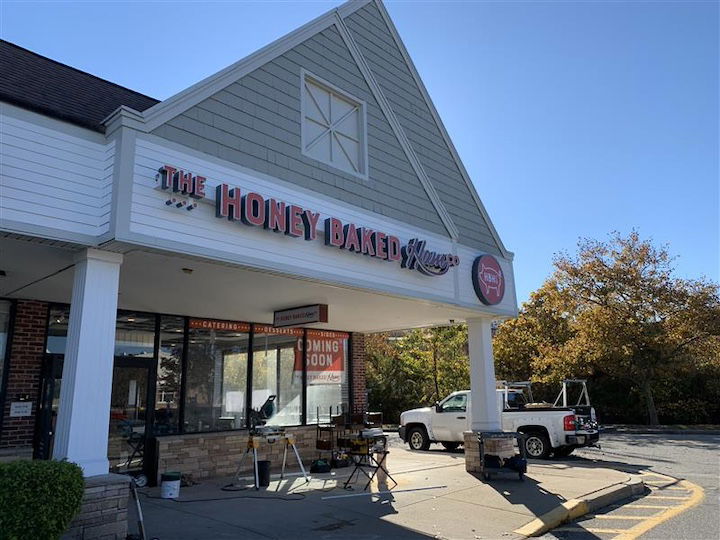 [CREDIT: Honey Baked Ham Company] The Honey Baked Ham Company will host the grand opening of its new Warwick location at 300 Quaker Lane on Saturday, Nov. 23, 11 a.m., The store is rewarding the first 50 guests in line with Free HoneyBaked Sandwiches for a year.